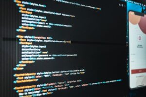 Tecnologia Financeira em Foco: Como SIEMs e UX Impulsionam o Crescimento de Fintechs