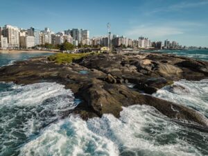Inteligência Artificial e Fintech: A Onda de Demissões Que Redefine o Mercado Financeiro Brasileiro
